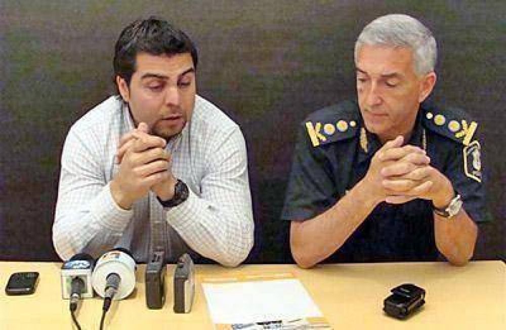Brindaron detalles sobre la asignaci�n de fondos para comprar patrulleros