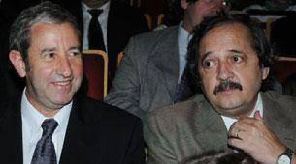  Cobos y Alfons�n evitan por el momento un debate p�blico