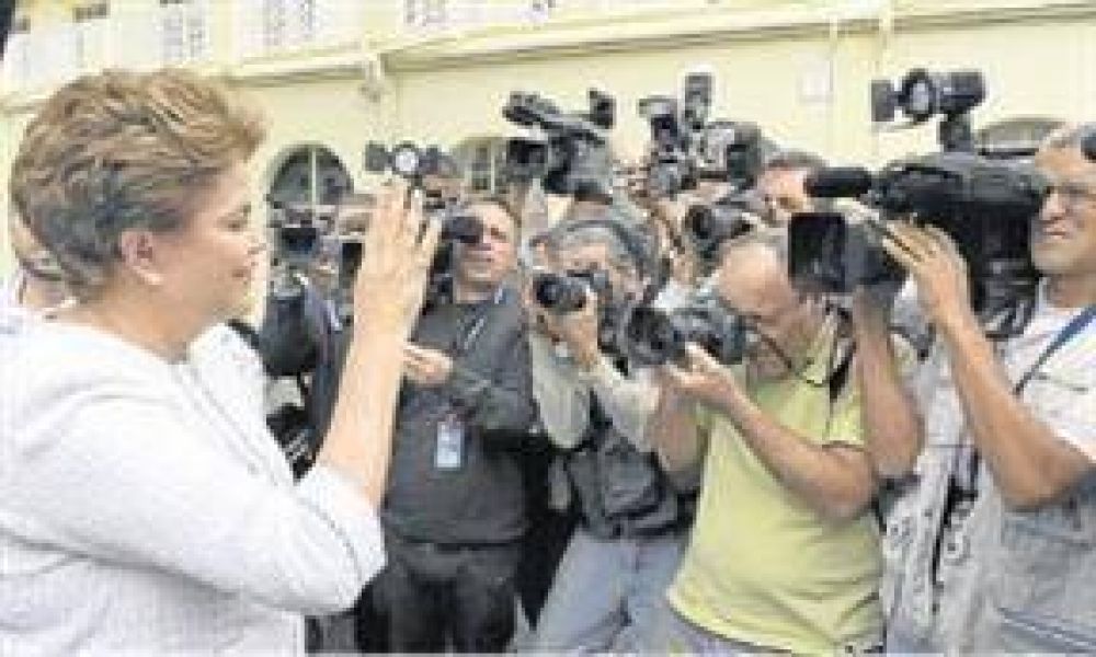 Dilma supera por siete puntos a Serra
