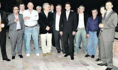 Polic�a de proximidad para complementar el trabajo de la Bonaerense Massa quiere sumar herramientas para que la gente viva m�s segura