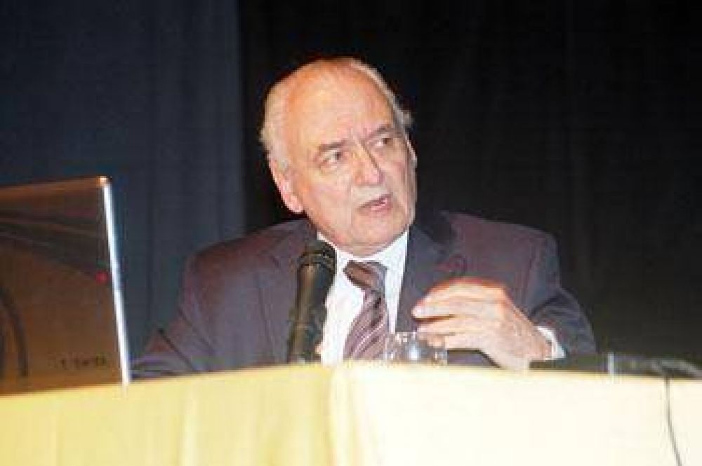Jaunarena advirti� que Argentina no tiene pol�tica de defensa