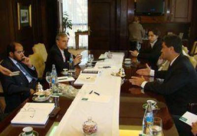 Empresario saud� interesado en invertir en trigo, arroz, soja y ma�z chaque�os