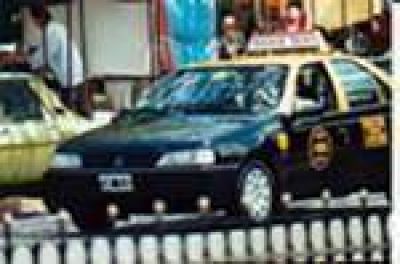 Aumentan nuevamente los taxis