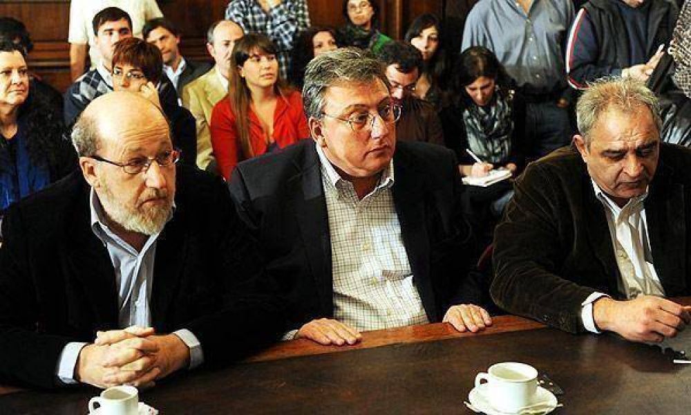 La Comisi�n Investigadora se prepara para recibir a v�ctimas de las escuchas telef�nicas