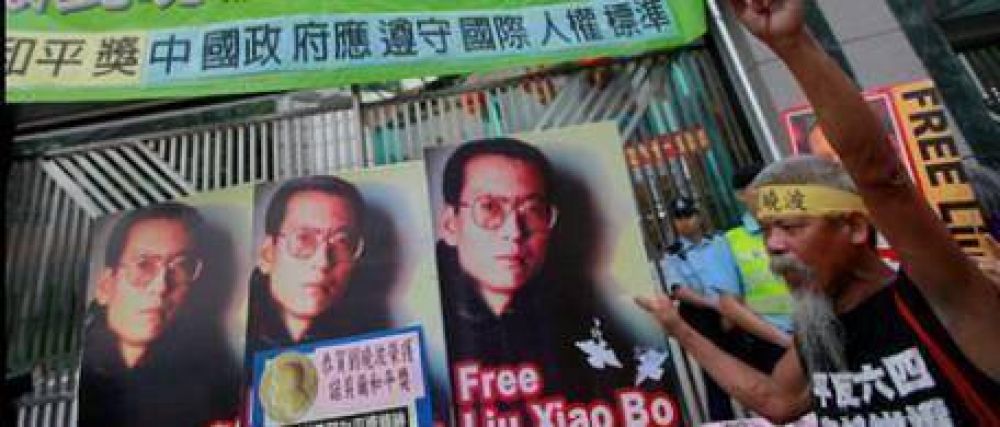 China retiene en su casa a la esposa del Nobel Liu Xiaobo