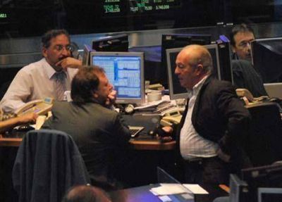 Una toma de ganancias presiona al Merval en el arranque