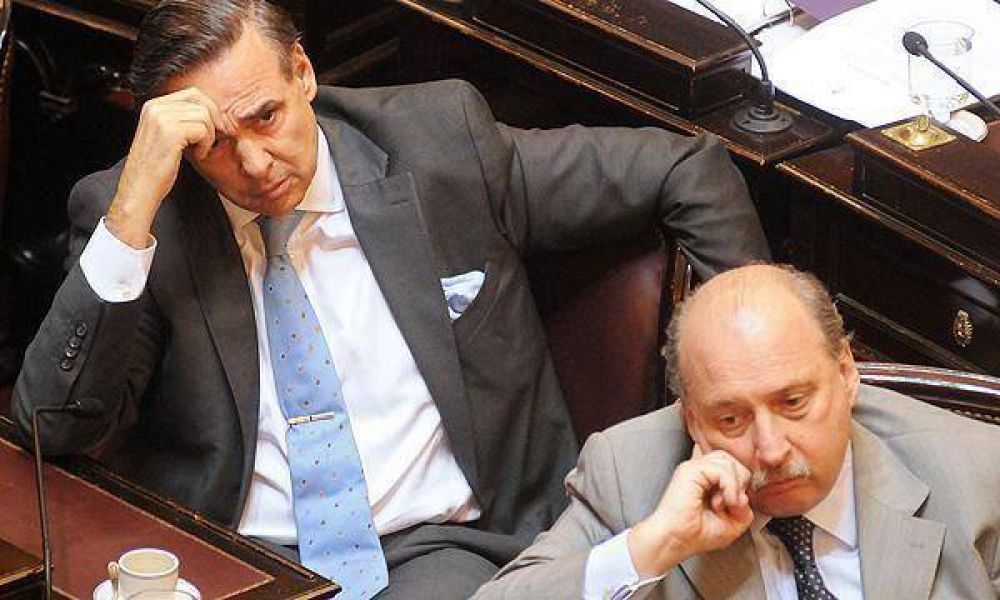 El kirchnerismo reitera que es insostenible econ�micamente el proyecto opositor del 82% m�vil