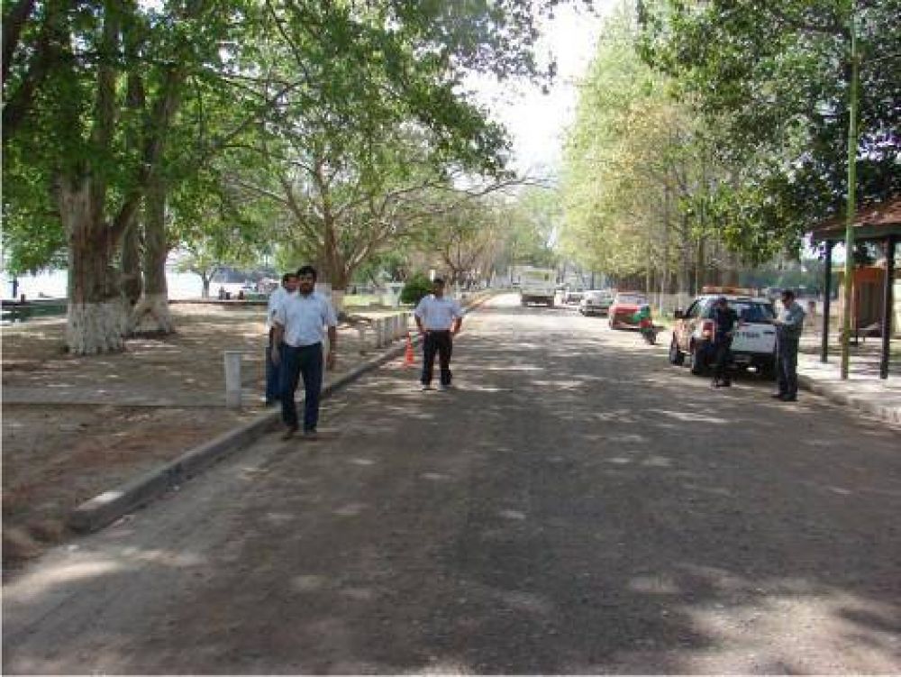 Orden p�blico  Personal de Inspecci�n controla la venta ambulante en la Costanera
