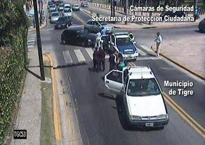 Tigre: Las c�maras registraron el salvataje a una mujer embarazada