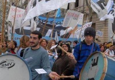 Respaldan el derecho a huelga de los docentes