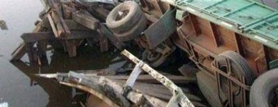 Seg�n Placenzotti, es �imposible reconstruir el puente sobre el Saladillo�