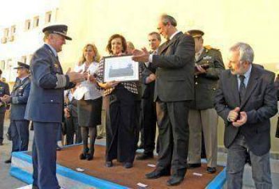 La ministra de Defensa de la Naci�n Nilda Garr�, puso en funcionamiento el nuevo radar militar 