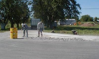 La Clyfer trabaja en la reparaci�n de la avenida Jorge S�bato