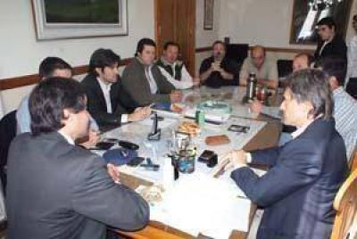 Asuntos Agrarios subsidiar� la creaci�n de una aceitera municipal