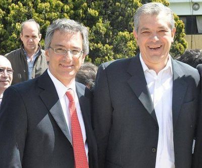 El Ministerio de Agricultura de la Naci�n anunci� un fondo rotatorio para fumigar contra la tucura 