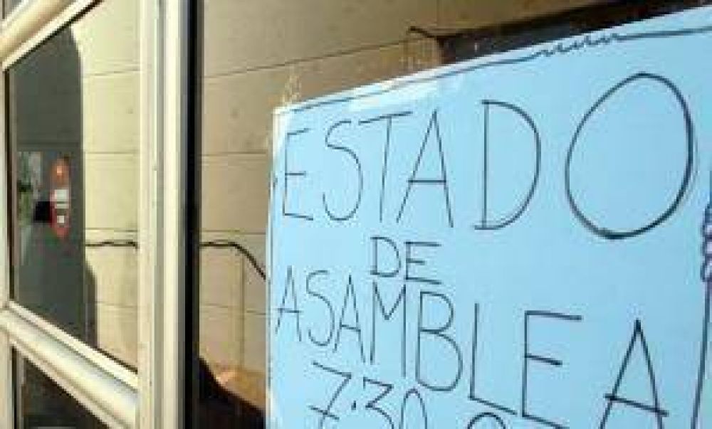 Los CPC, sin atenci�n por pagos atrasados