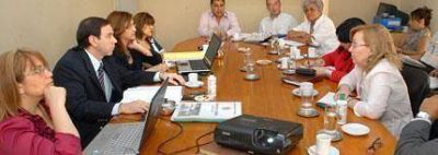 Presupuesto 2011: prev�n que 600 municipales mejorar�n su situaci�n contractual 