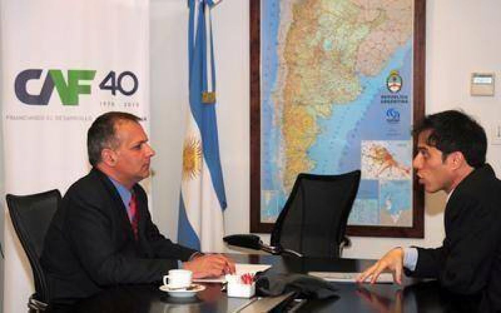 Buzzi avanza junto a la CAF en un Plan Integral de Transporte