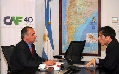 Buzzi avanza junto a la CAF en un Plan Integral de Transporte
