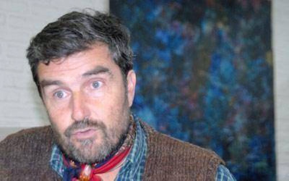 Roque Gonz�lez dice que el PACh no piensa en alianzas