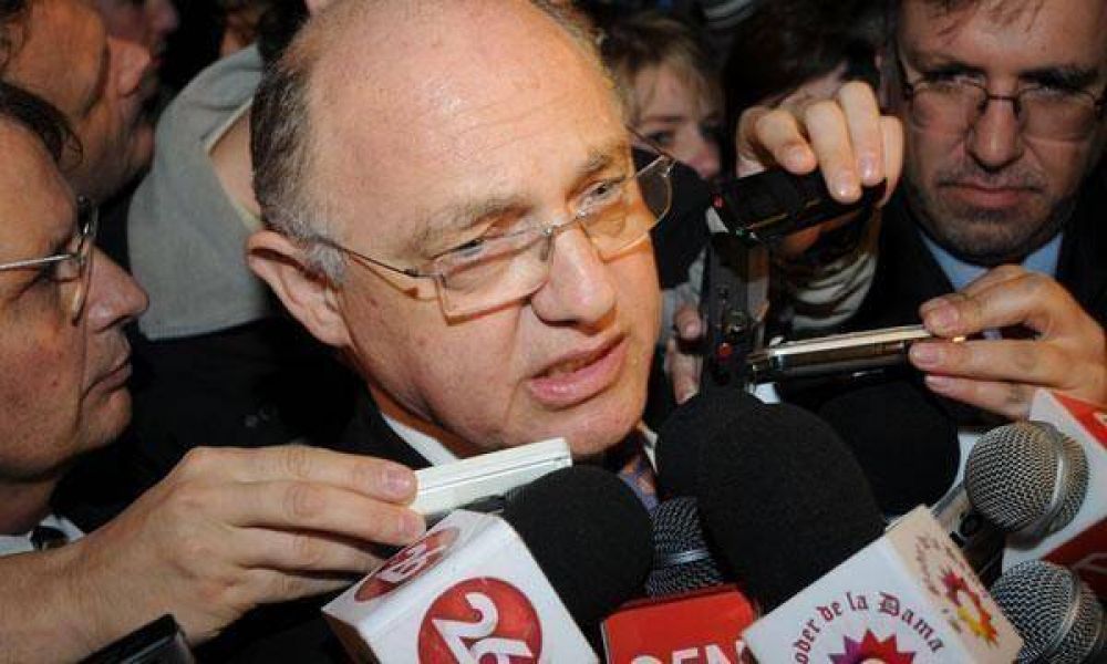 El Gobierno denuncia que la Argentina es "v�ctima de un ataque colonialista" brit�nico