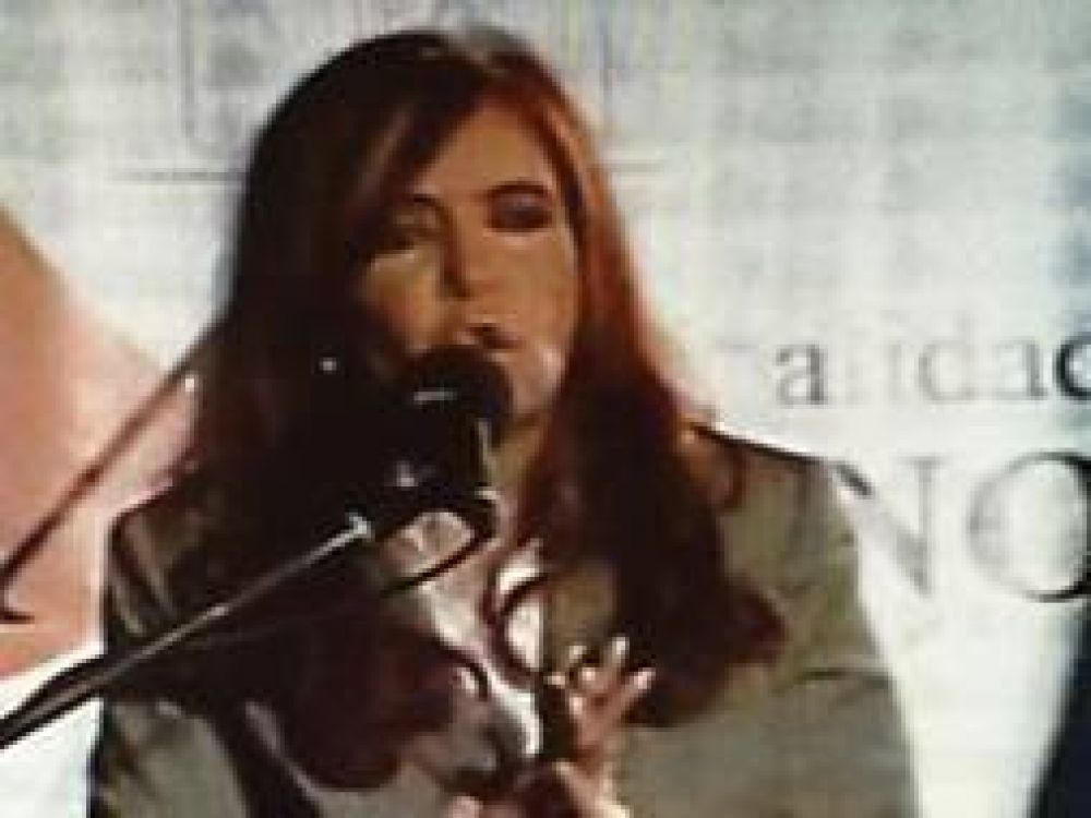 Cristina atac� duramente a Cobos en Moreno: "Tenemos un vicepresidente okupa"