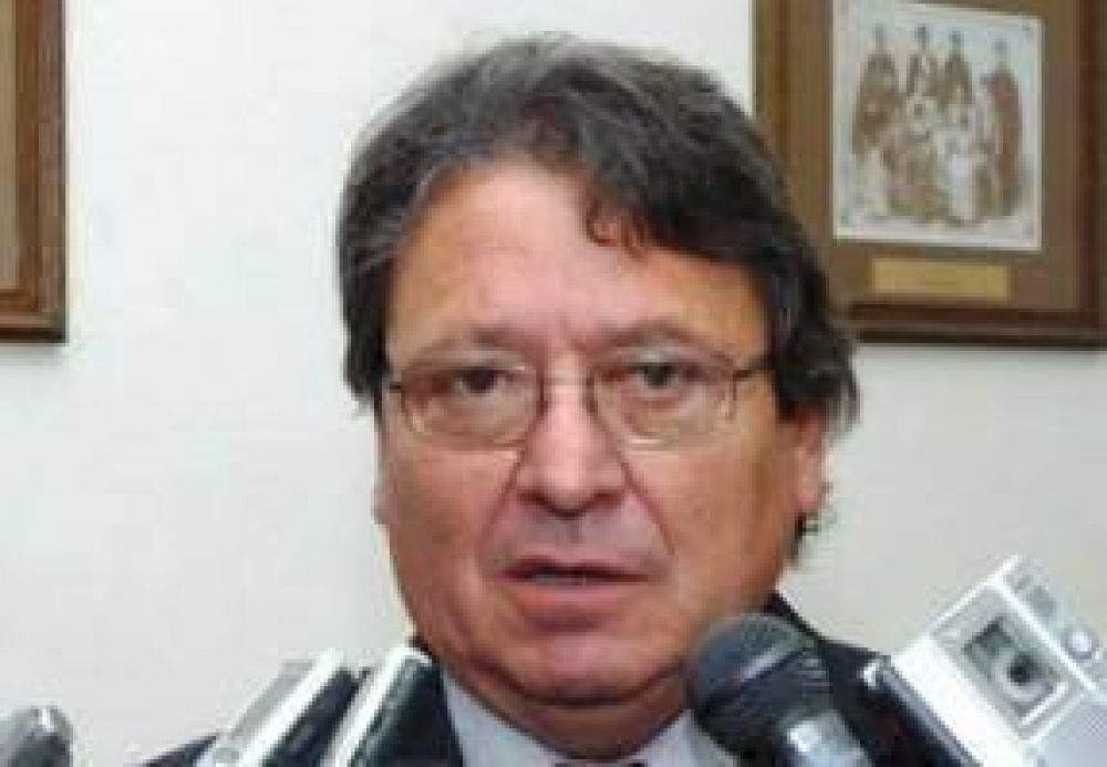 Chubut asegura que el gobierno nacional adeuda $301 millones
