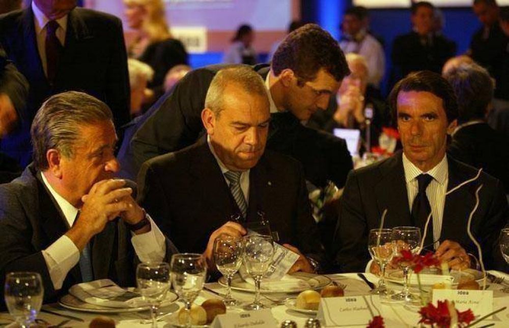 Repudian la visita de Aznar