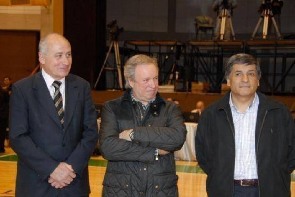 Peralta dijo que hay que dejar trabajar tranquila a la Jueza