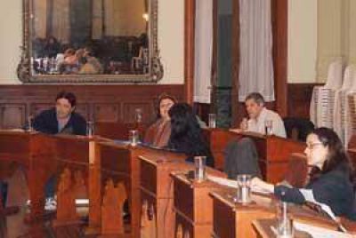 El Concejo Deliberante aprob� el aumento para los municipales  