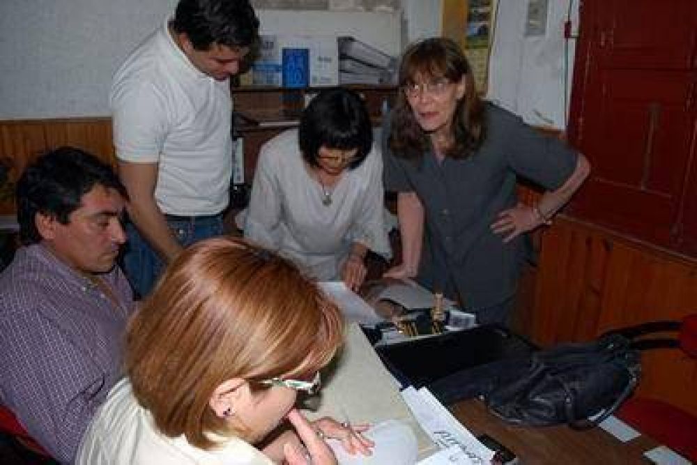 La Junta Electoral oficializ� los tres lemas para la interna del PJ
