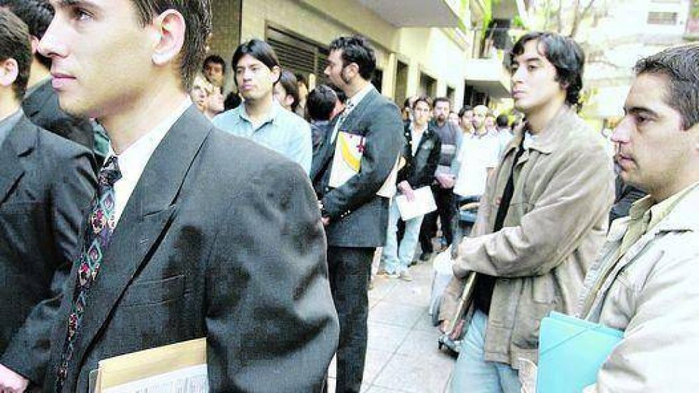  S�lo uno de cada cuatro j�venes hoy tiene un trabajo en blanco