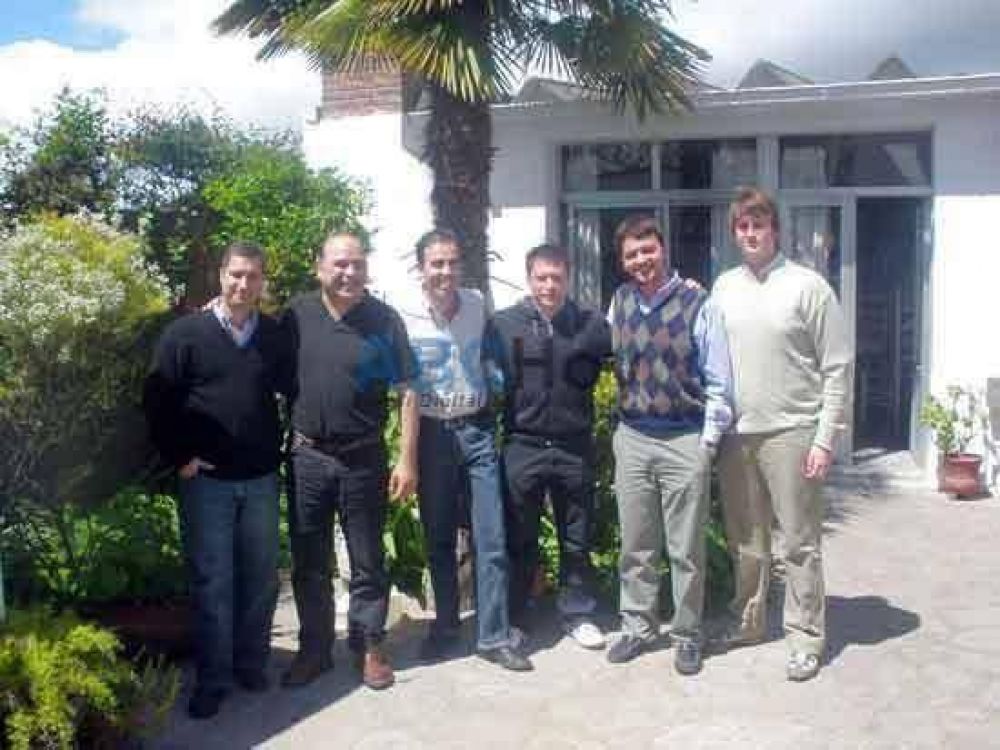 Dos dirigentes de Das Neves se reunieron con referentes del �felipismo� local