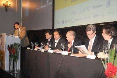 Para los alcaldes la educaci�n es un bien p�blico y un derecho social que debe ser garantizado