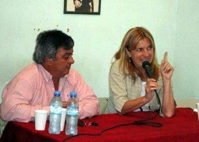 Claudia Bernazza pas� por agrupaci�n 17 de Octubre