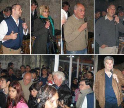  	 Pol�tica Se inaugur� el nuevo local del Frente C�vico y Social de Berisso