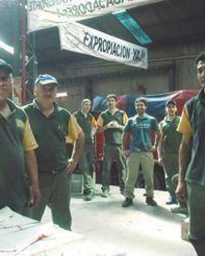 Bajo la amenaza de un remate