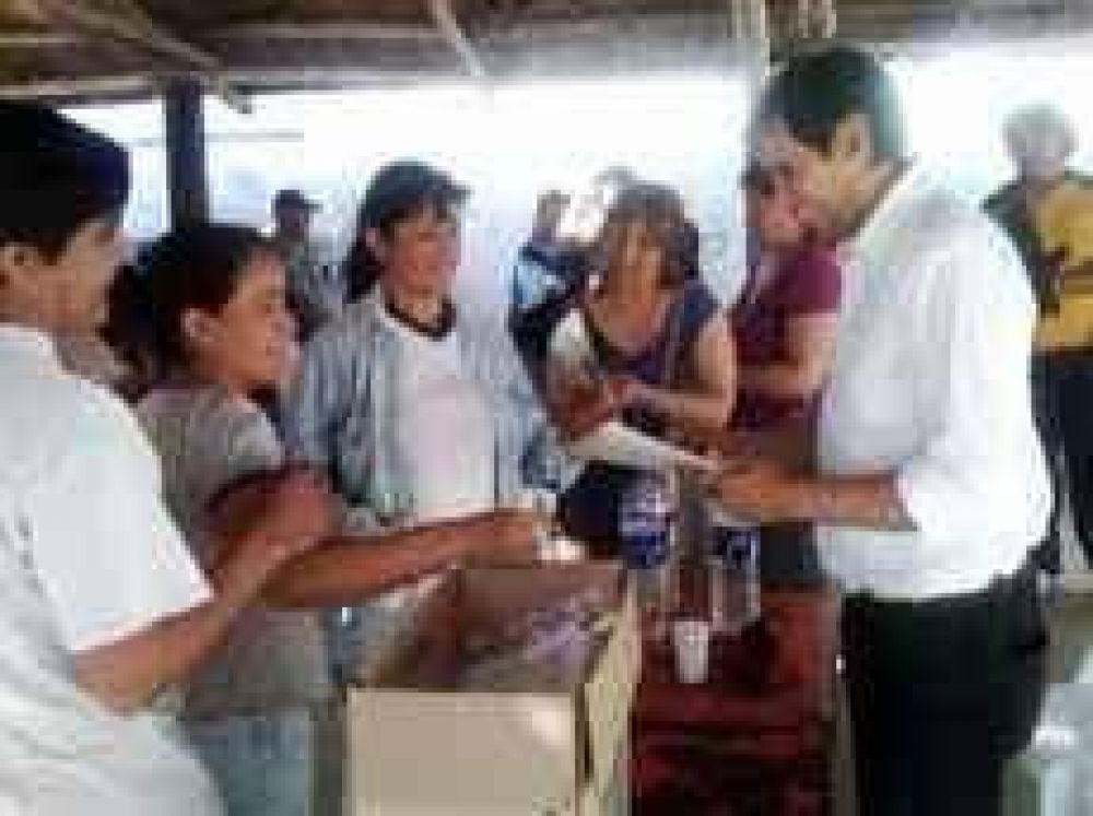 Capacitaci�n av�cola para j�venes de Chamical