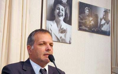 Buzzi: �nuestra bandera es liberar al pueblo de la pobreza�