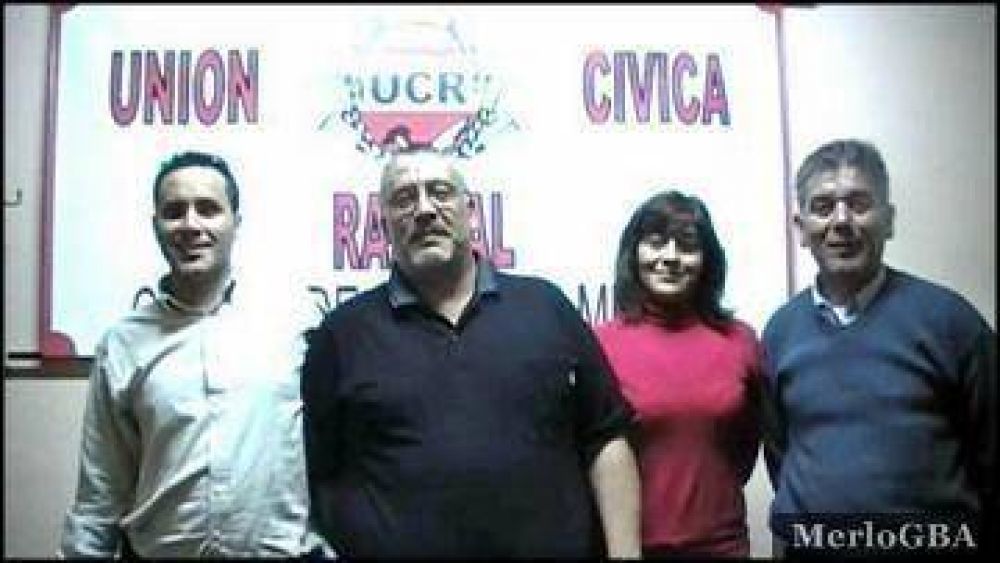 WALTER CHAPARRO EN LA CONVENCI�N PROVINCIAL Reconocimiento del radicalismo bonaerense al Comit� Merlo 