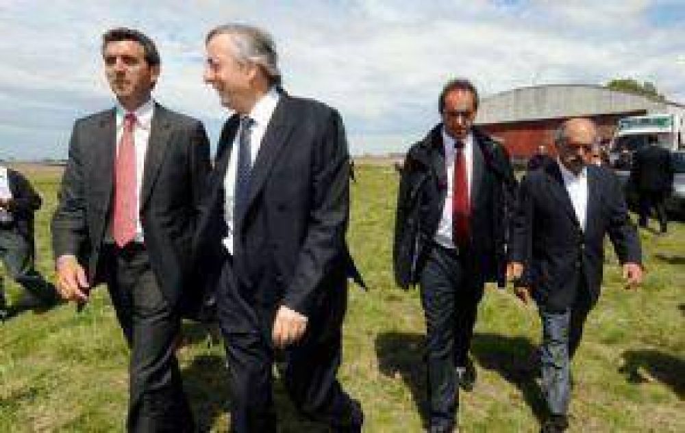 Kirchner no viene y llena de dudas al Gobierno