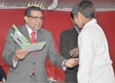El Gobierno entreg� ayer 700 laptops en Facundo Quiroga