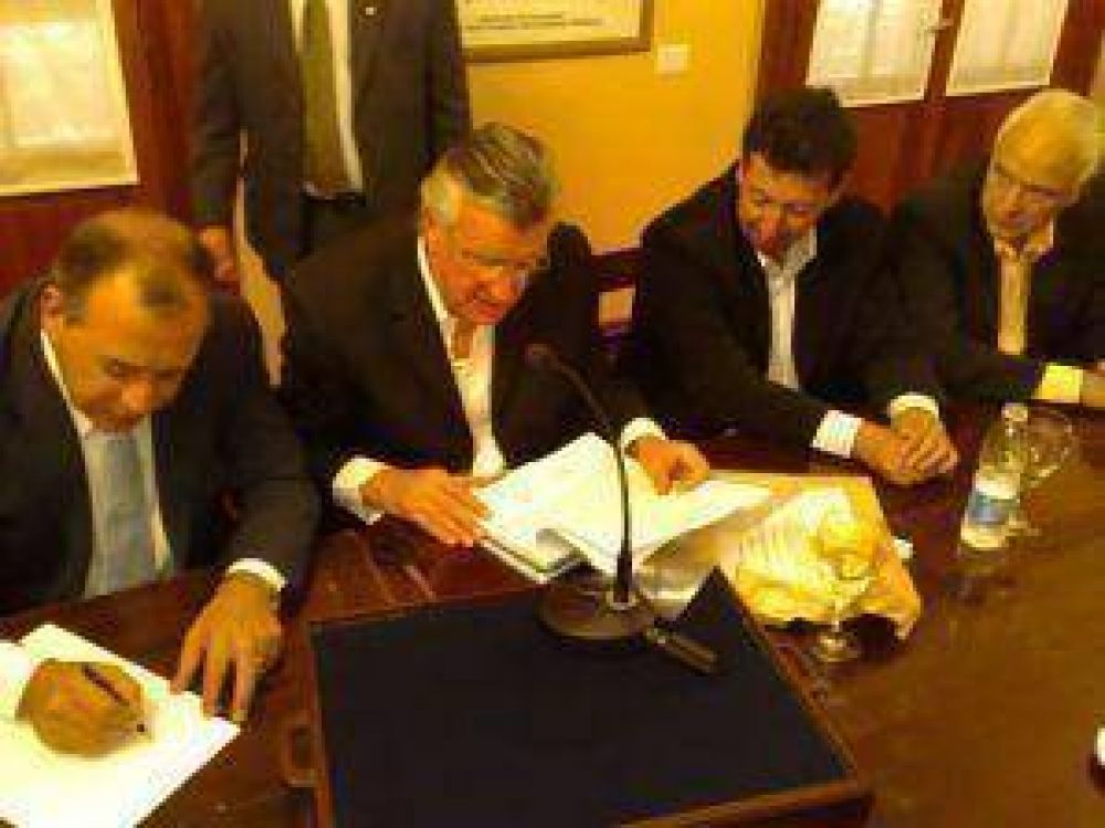 Ruta del Sol: Las empresas ofertaron hasta siete millones menos que el c�lculo oficial 