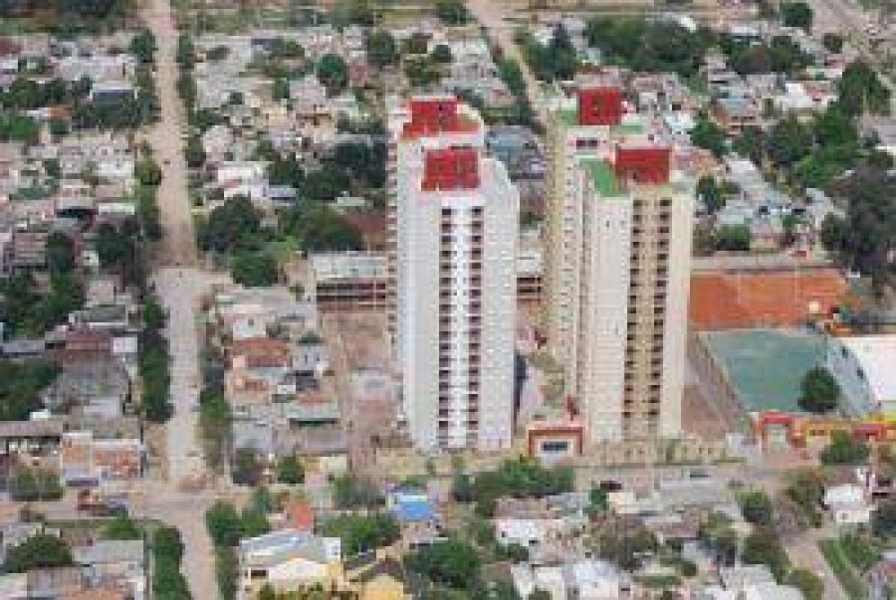 Ma�ana llega Kirchner para inaugurar las torres