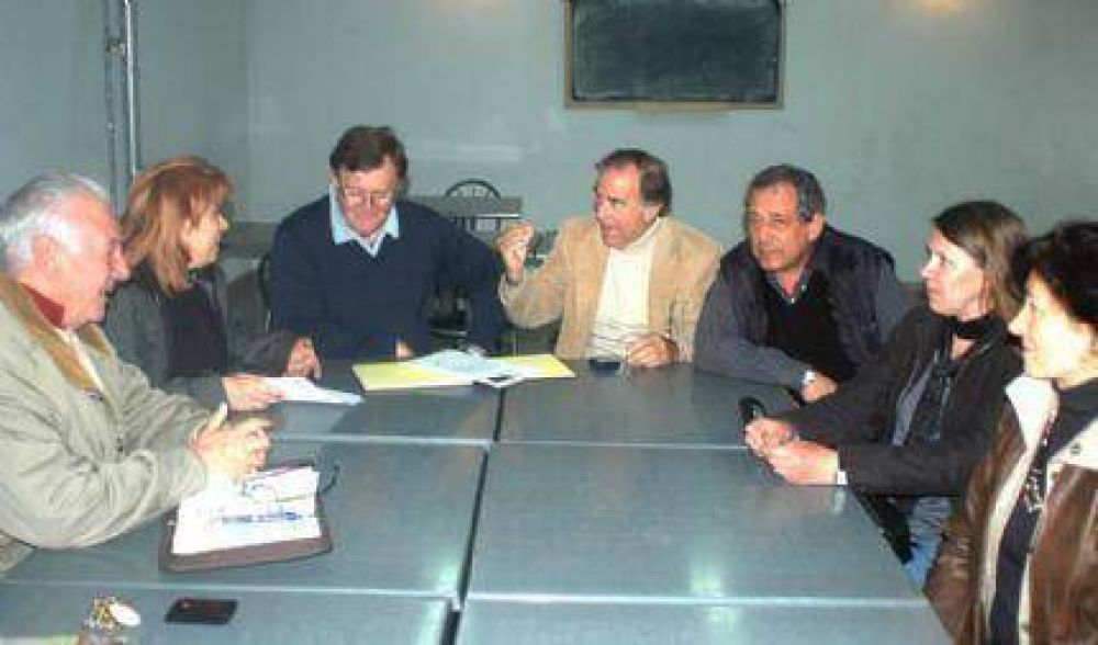 Fomentistas del Puerto ampl�an el Museo �Cleto Cocicchini� que funciona en el Centro Comercial