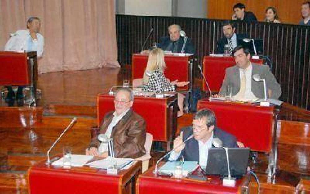 Aprueban solicitudes de pedidos de informes en la Legislatura