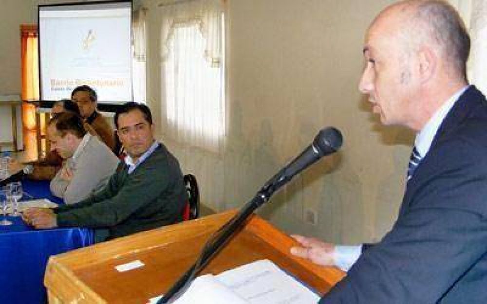Cotillo anunci� el plan de loteo m�s ambicioso de su gesti�n