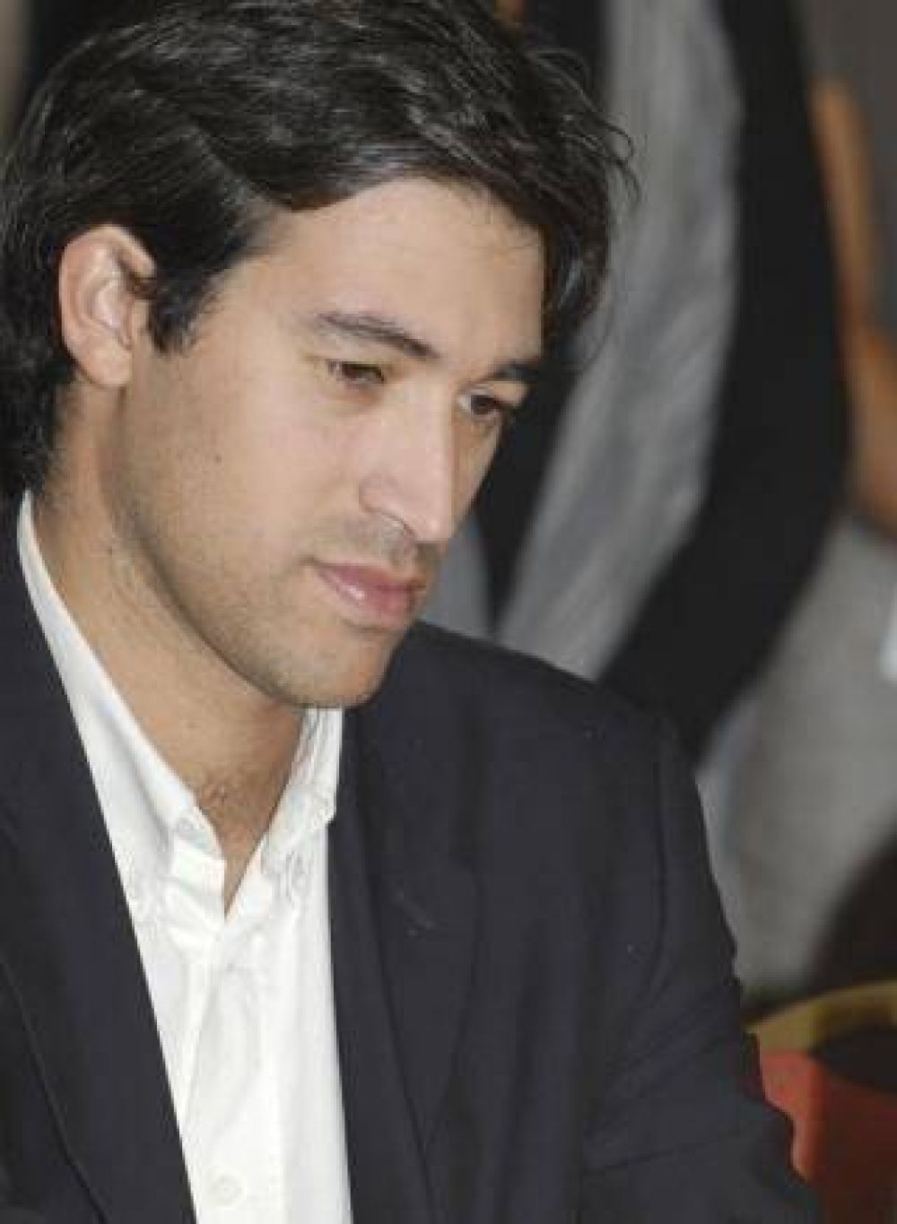 La Justicia inhabilit� a Adrian P�rez como candidato a Jefe de Gobierno porte�o