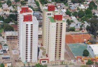 Llega N�stor Kirchner para inaugurar torres del Club Sarmiento 