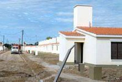 En noviembre comienza la entrega de viviendas en capital, La Banda e interior 